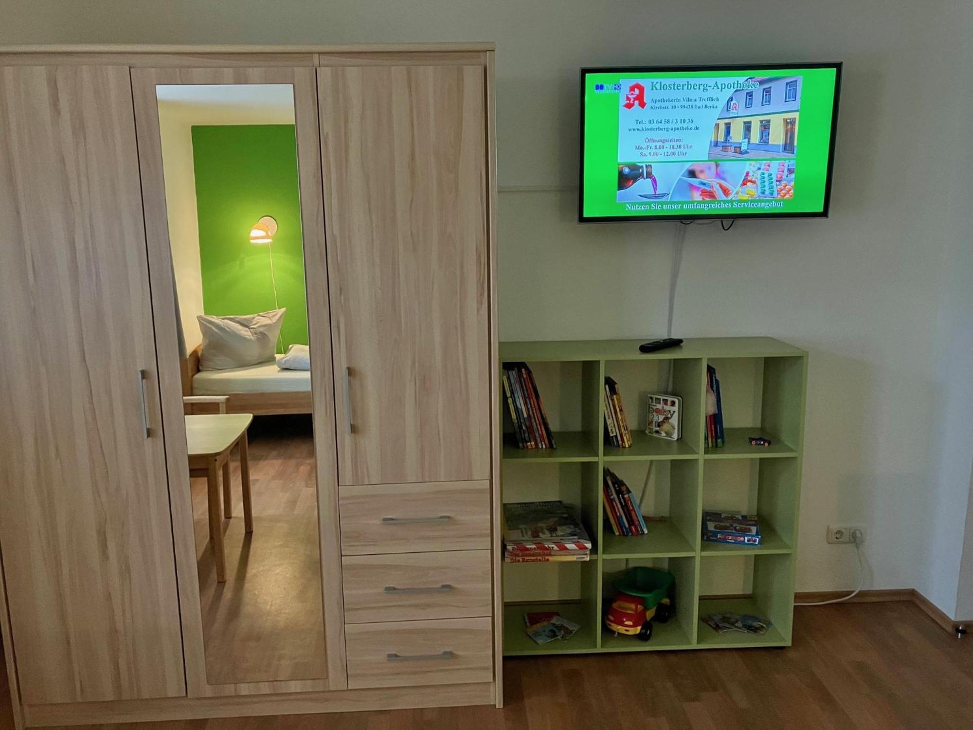 Ferienwohnung Morgensonne Am Kurpark Bad Berka - Parkplatz - Spielplatz - Wlan - 2 Schlafzimmer Exterior foto